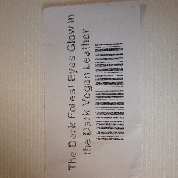 3 Glow in the Dark Faux Leather Sheets and 1 Non Glow - Picture 5 of 8